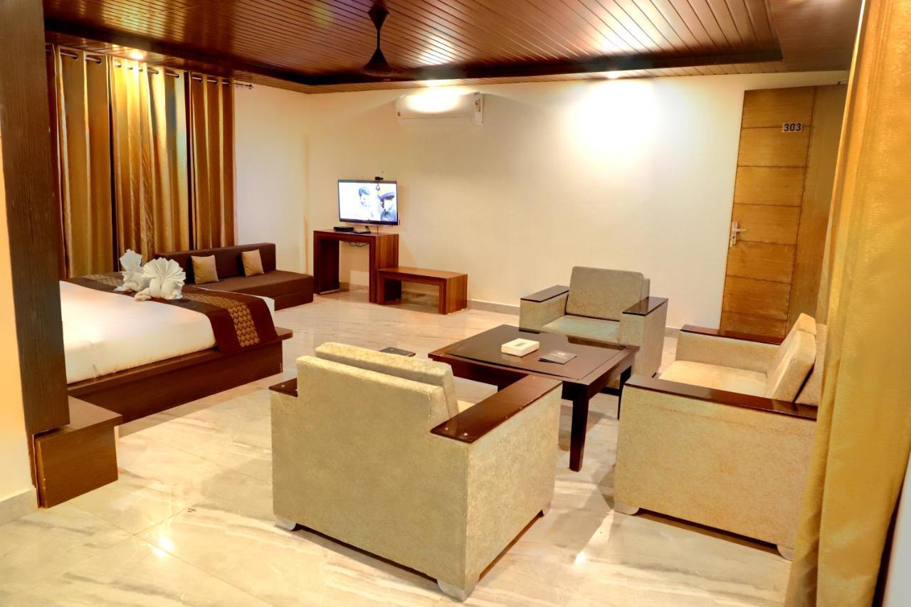 Skywood Resort Shoghi Shogi Exterior photo